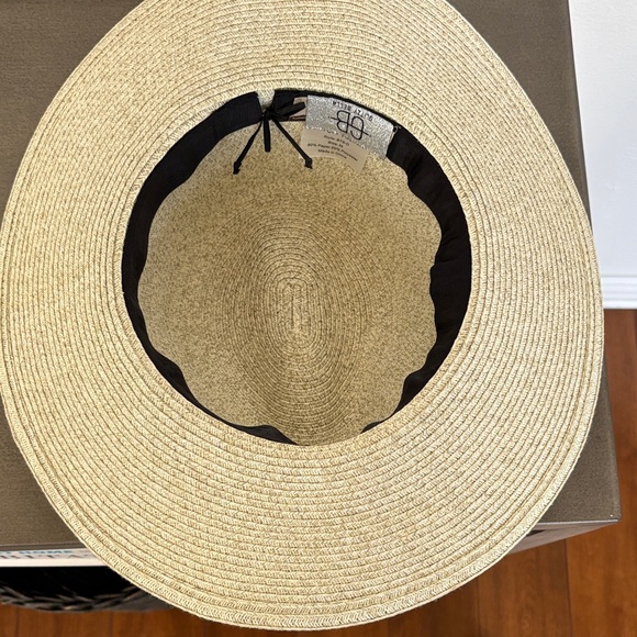 Glitzy Bella Brand Stylish Straw Hat with Grey Black Striped Ribbon - Picture 5 of 8